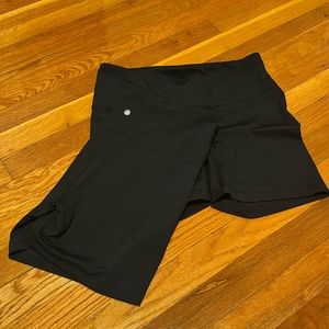 NWOT Set of 2 Yogalicious Lux Shorts